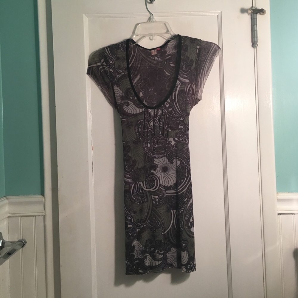 ⚡️✨⚡️SOLD⚡️✨⚡️Sweet Pea by Stacy Frati mesh top